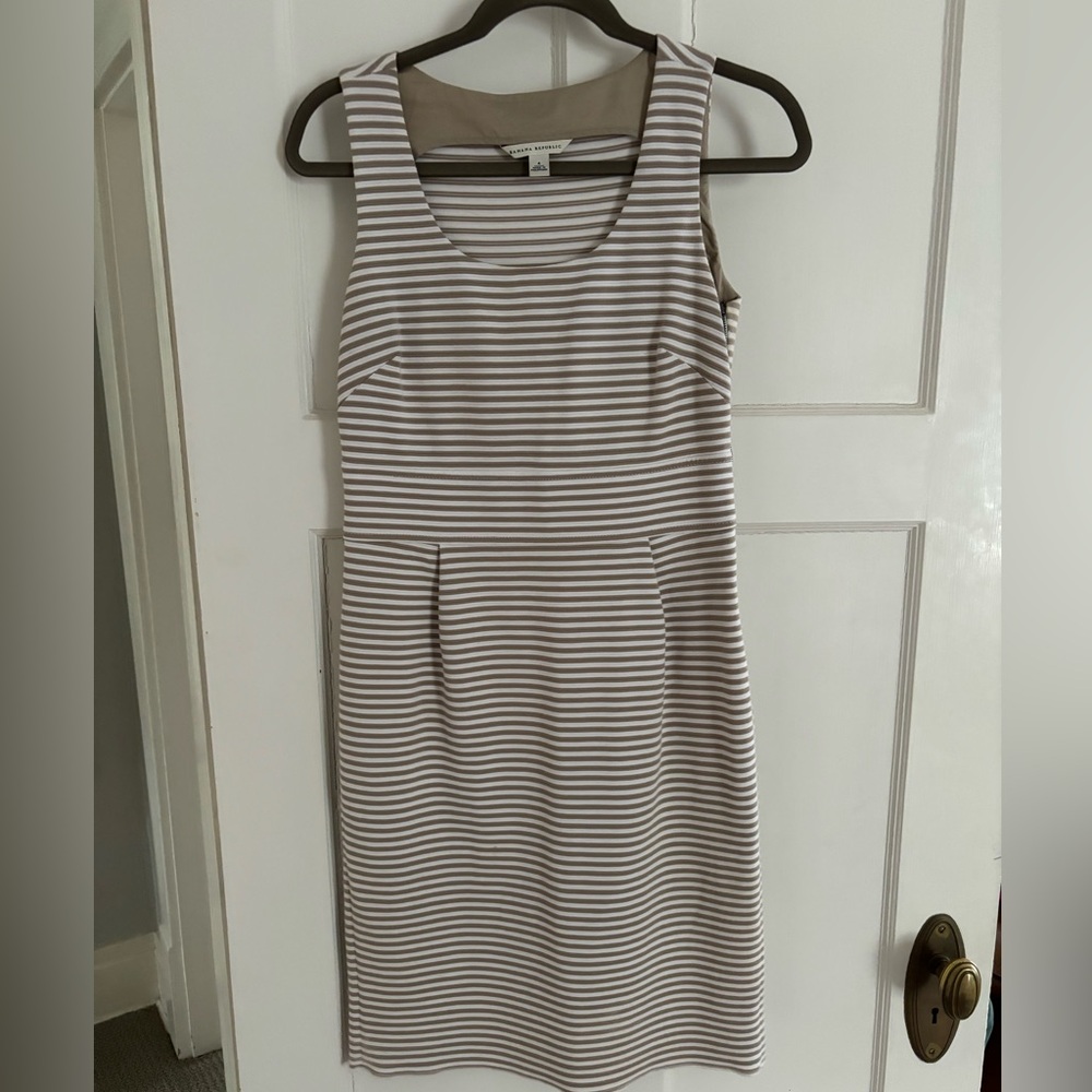 Banana Republic Gray and White Striped Midi Dress